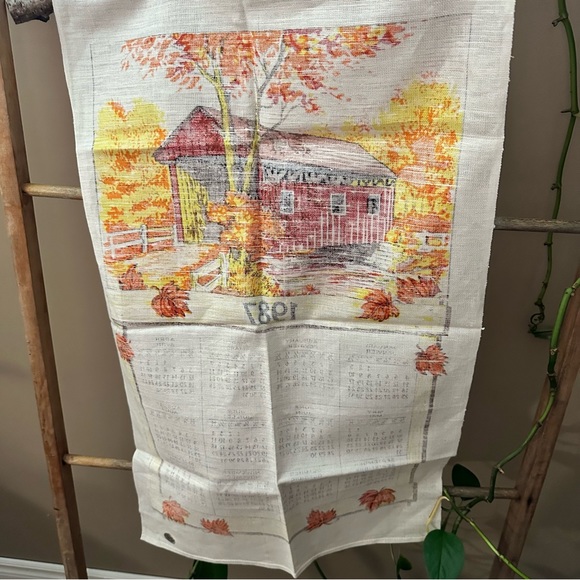 Vintage 1987 cloth wall calendar - Picture 5 of 5